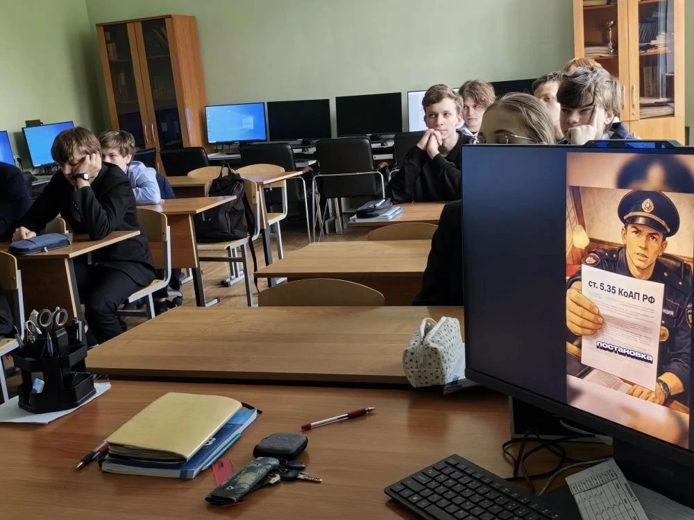 С 14 по 16 мая на уроках информатики и права прошли занятия по кибербезоапсности и разъяснению учащи