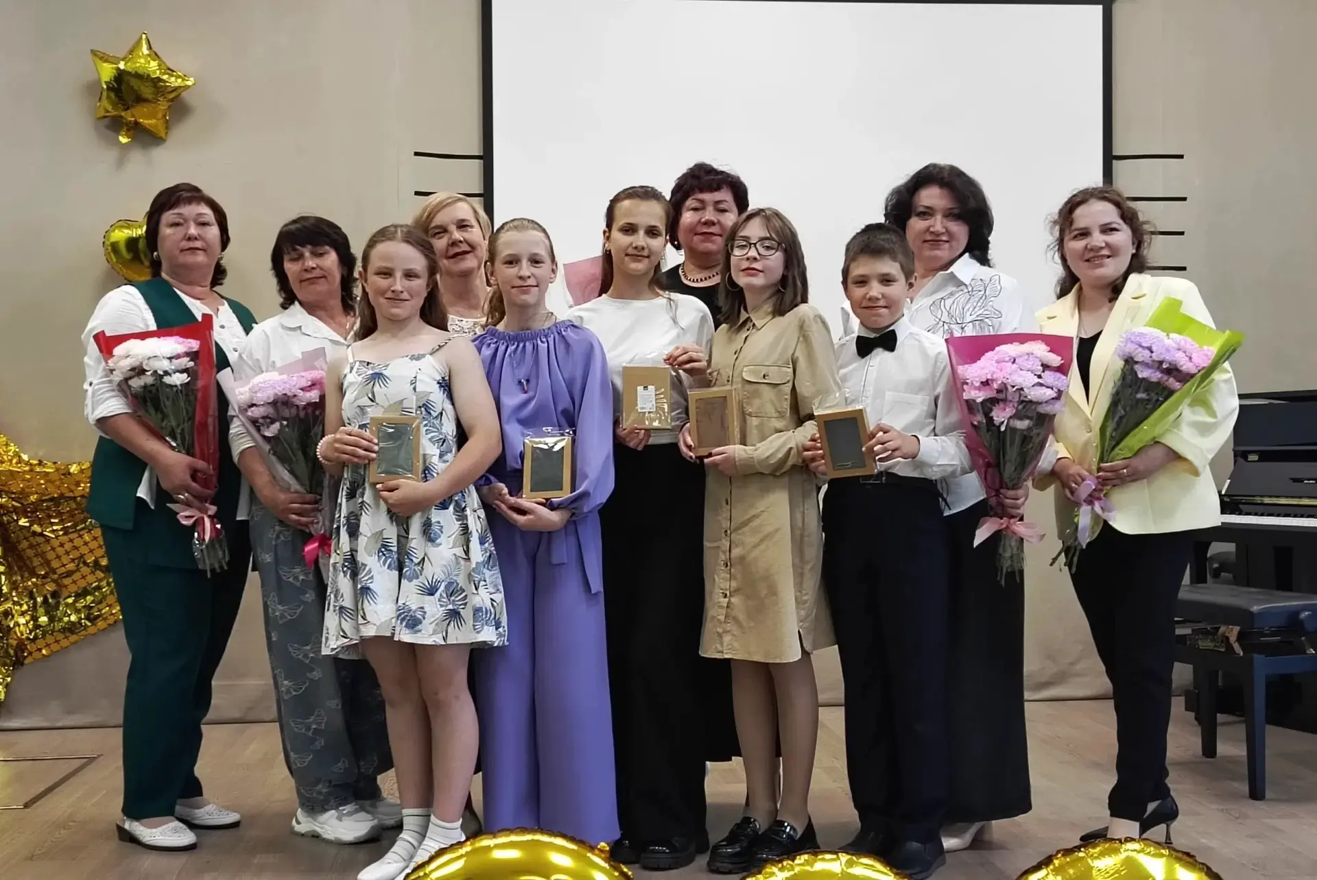 ✨В минувший четверг в стенах детской музыкальной школы состоялся выпускной вечер.