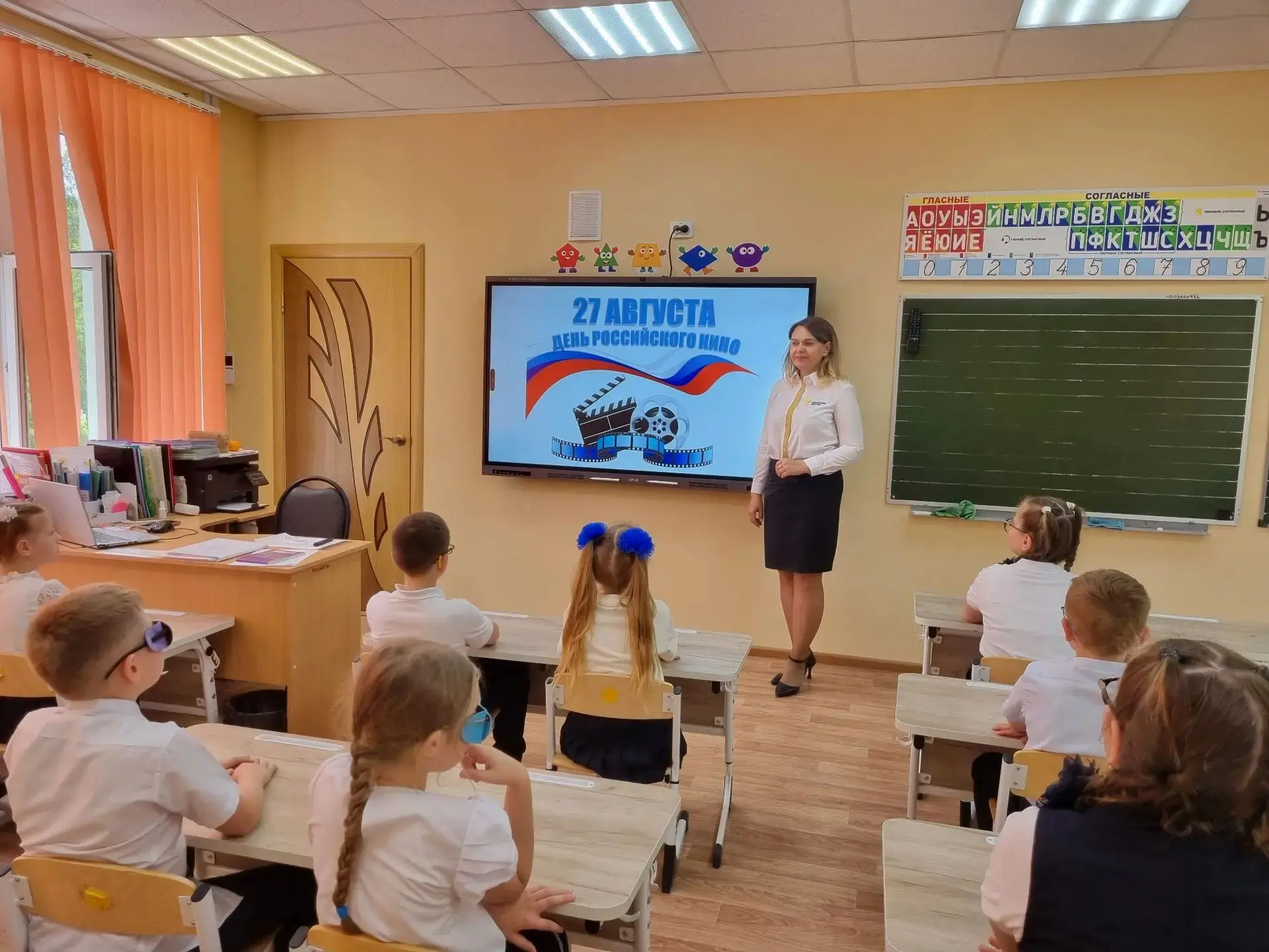«КИНО, КОТОРОЕ ОБЪЕДИНЯЕТ ПОКОЛЕНИЯ!»🎬
