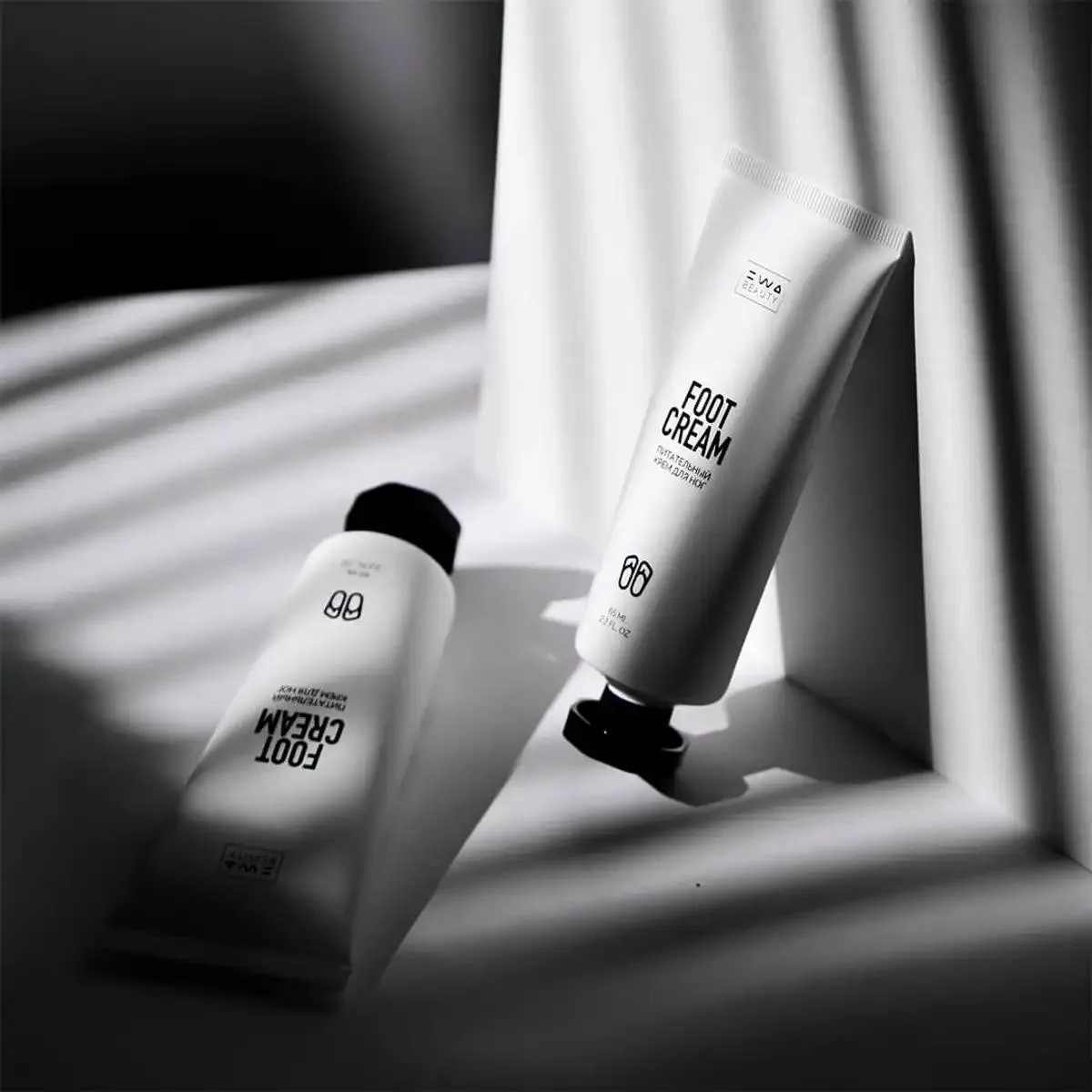 FOOT CREAM - питательный крем для ног от EWA BEAUTY с ланолином и мочевиной.