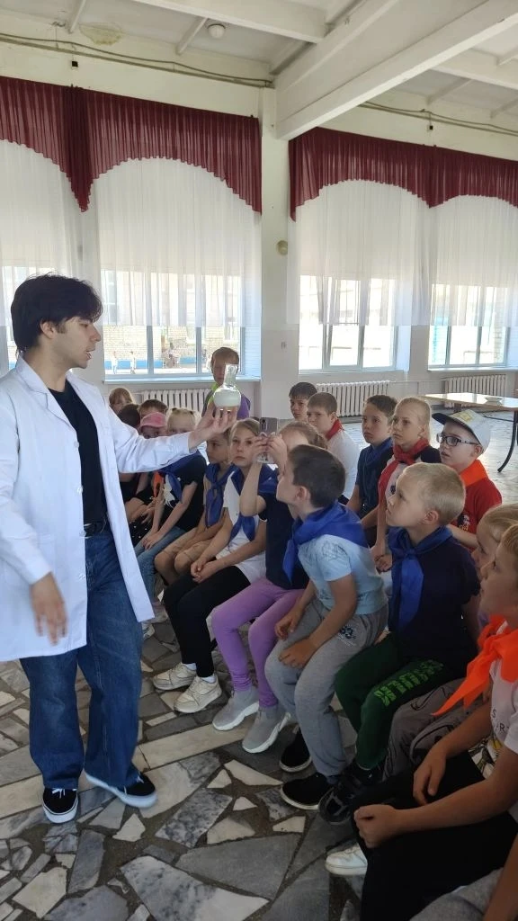5 июня в ЛОЛ "Березка" прошло увлекательное научное шоу "Грани науки". Мероприятие было...