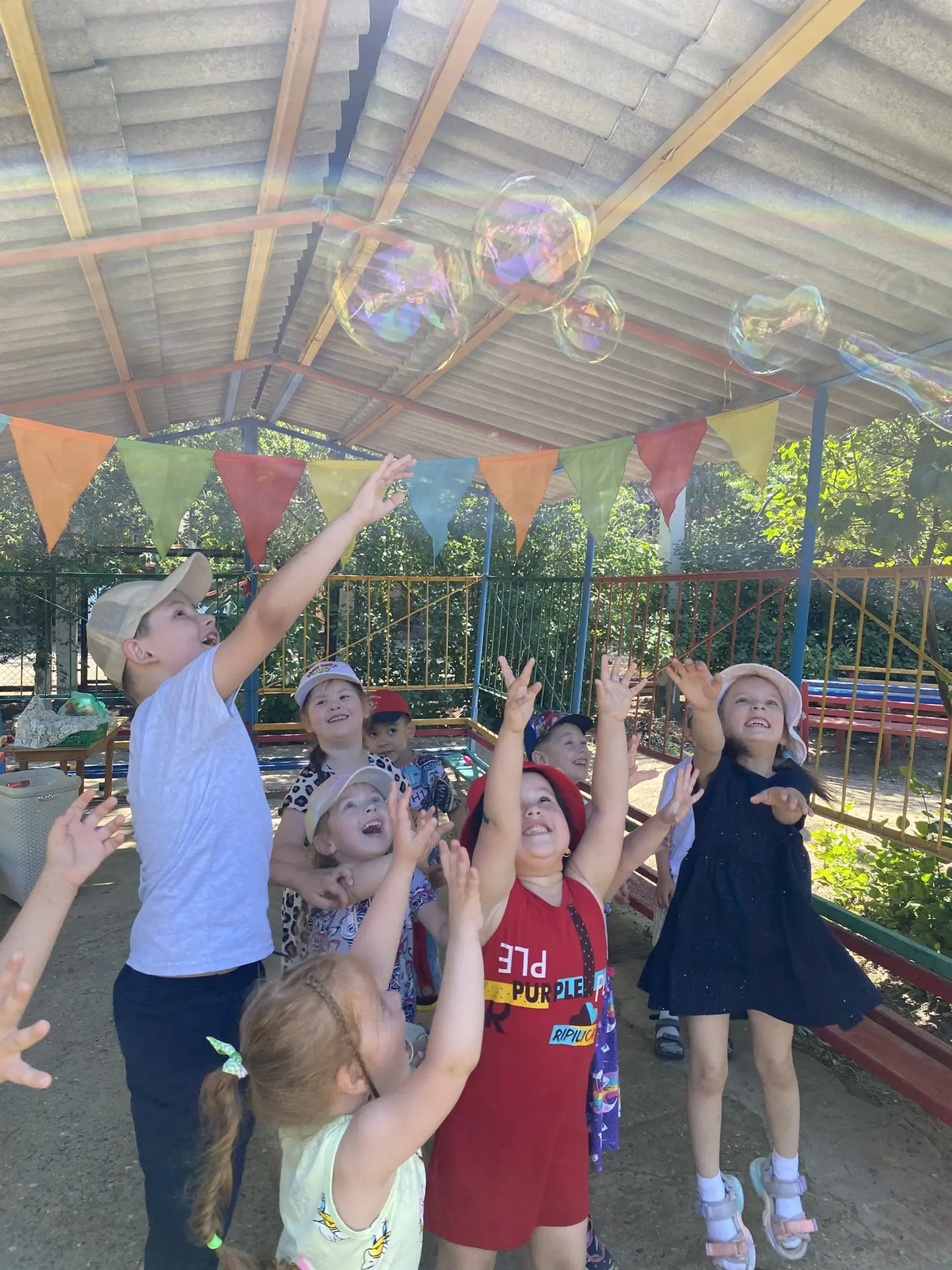 27 июня праздник  мыльных пузырей🌈🫧
#ГодДошкольногоОбразования