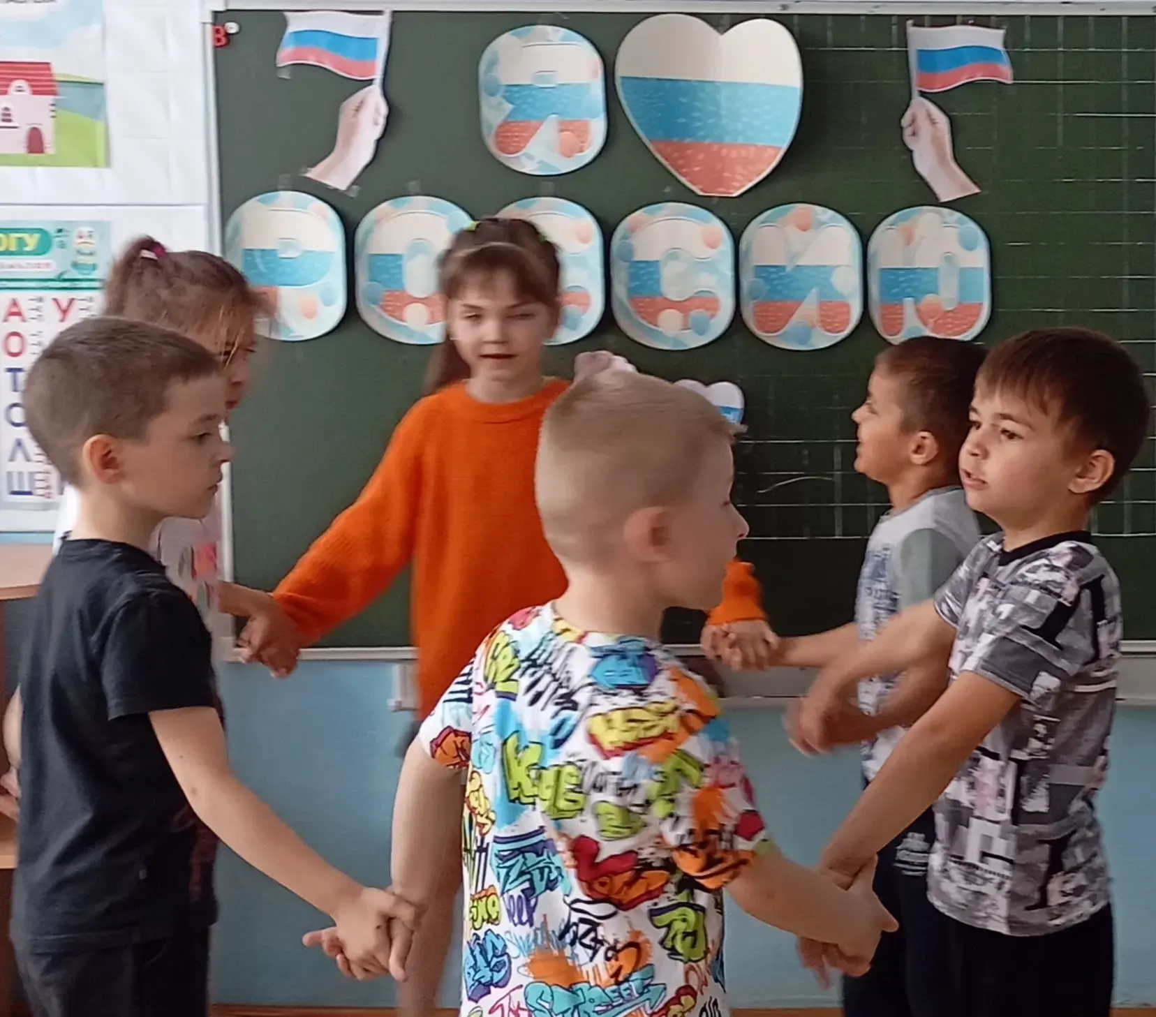 🇷🇺 С чего начинается Родина? Для наших малышей из подготовительной группы – с любви к своей стране