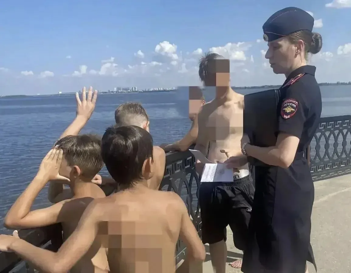На городском пляже Саратова провели профилактический рейд

Сотрудники ПДН и комиссия по делам несове
