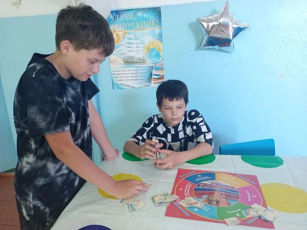 10.06.2026  Досуговая площадка МБОУ СОШ с. Каменка
