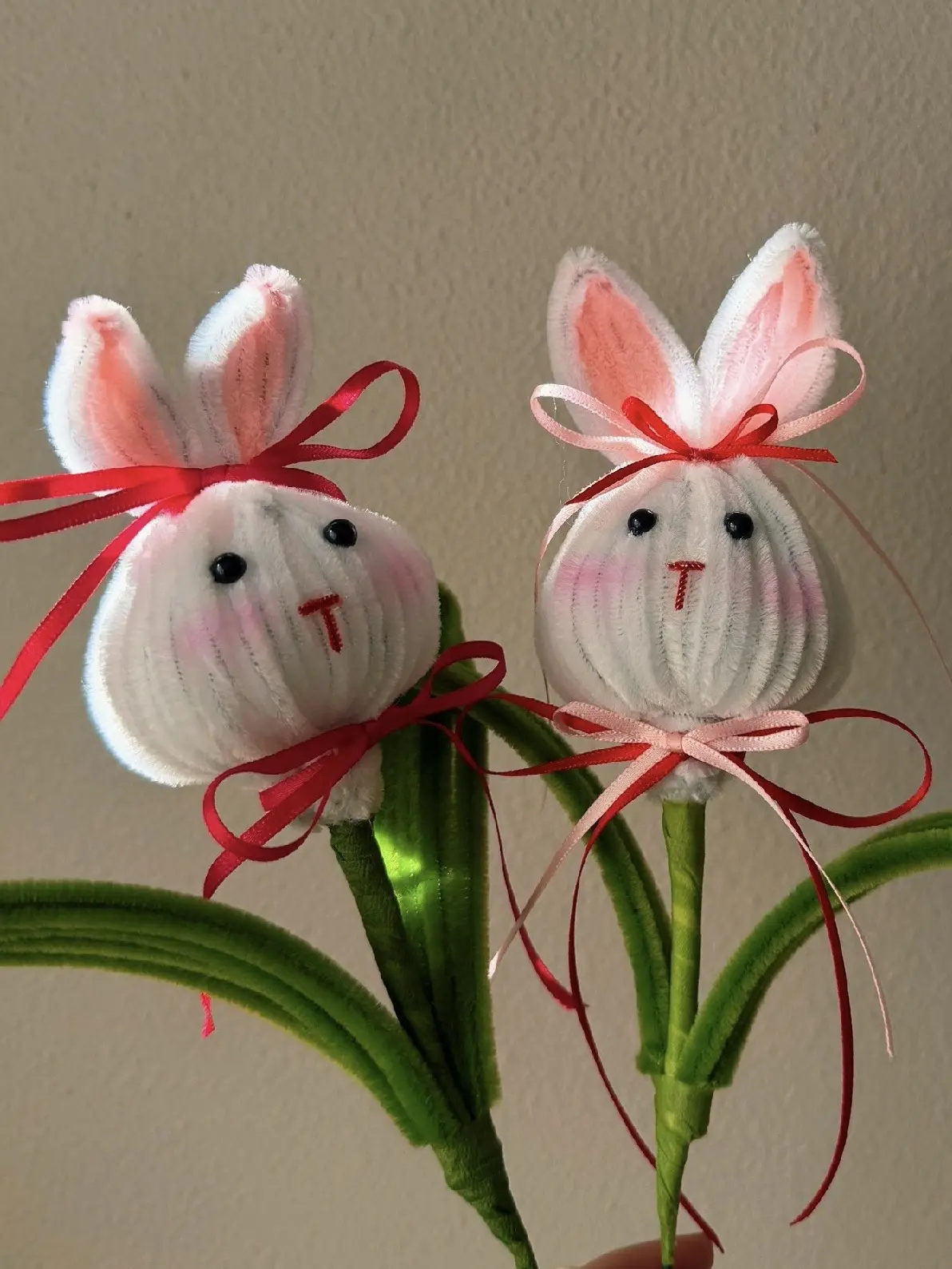 🐰🌸 Готовимся к Пасхе!   Готовлю МК по веточке вербы, а пока делаем милых пасхальных кроликов из сине