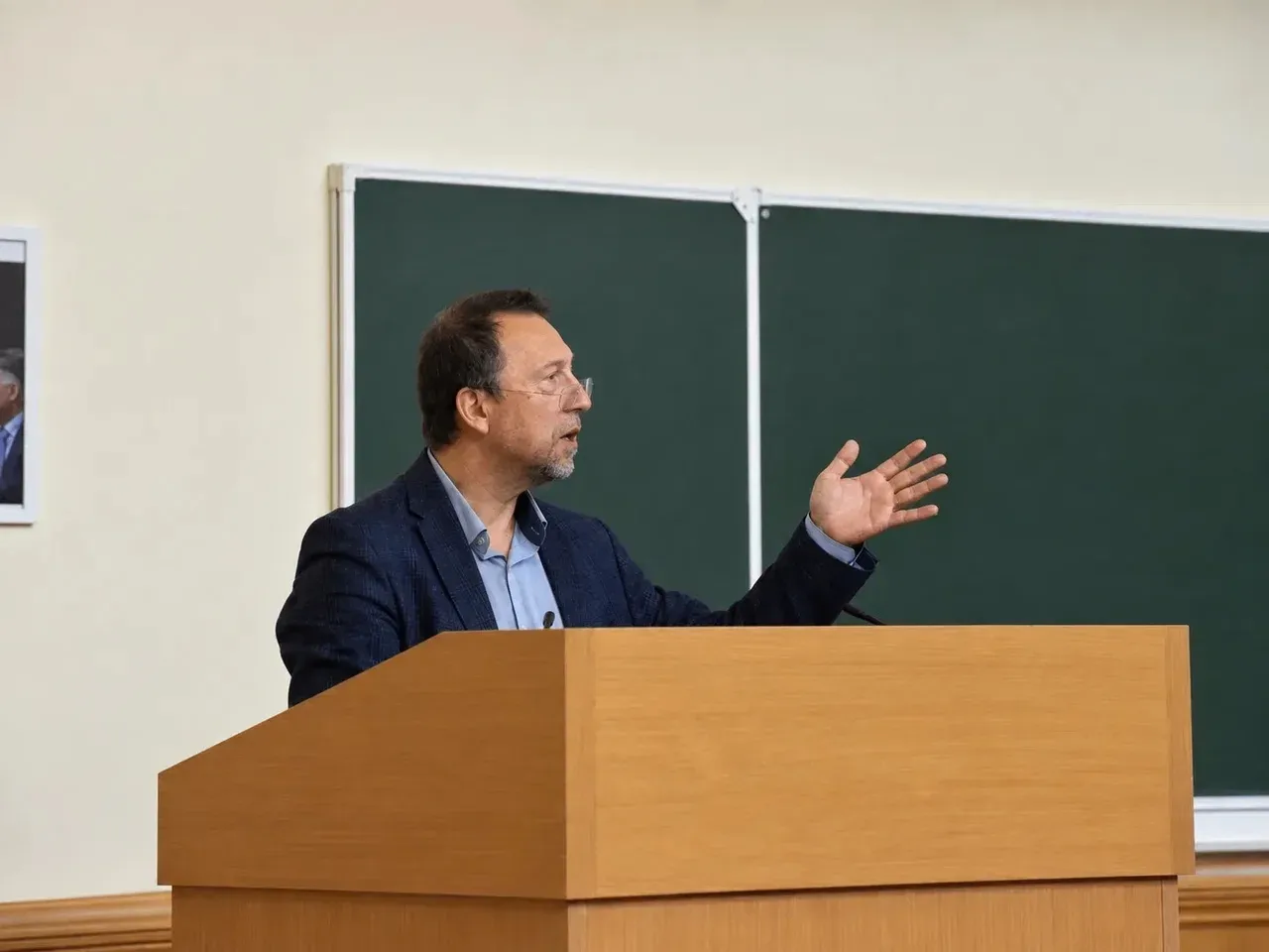 «Будущее можно и нужно проектировать»: Сергей Володенков выступил на факультете политол...