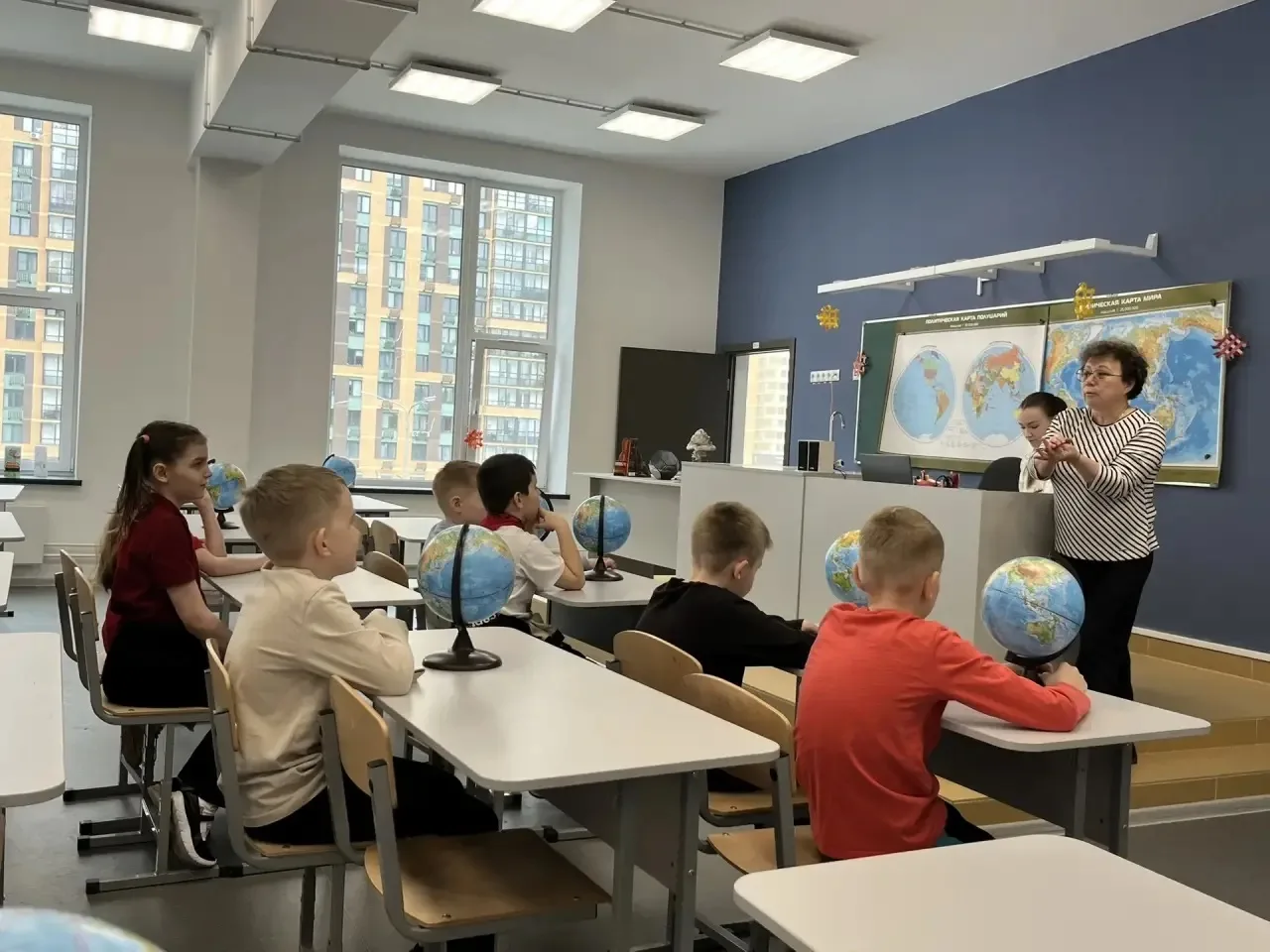 В субботу во втором корпусе также прошёл День Китая. Делимся кадрами 📸