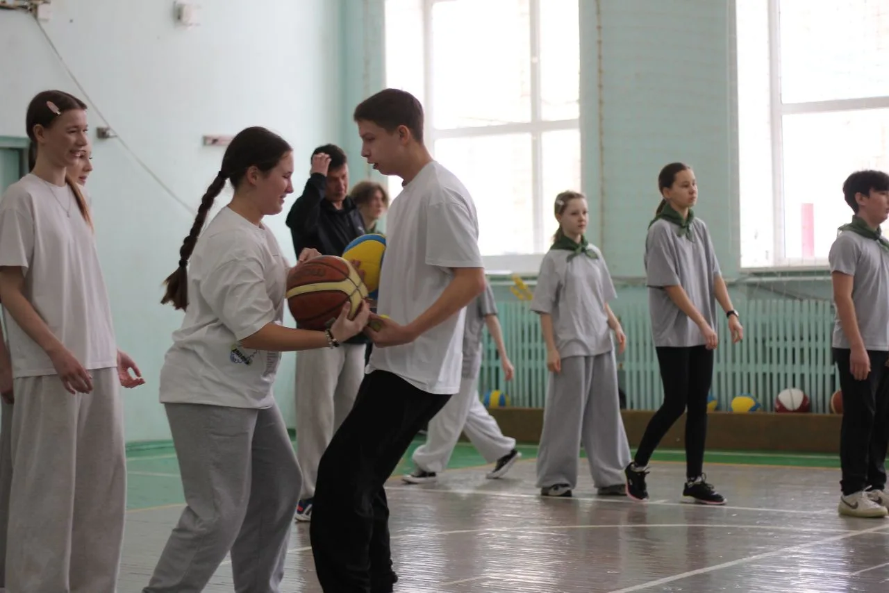 🏃‍♀️🏃‍♂️Сегодня в нашей школе прошли "Весёлые старты" среди 5-8 классов!   Было весело, интересно и 