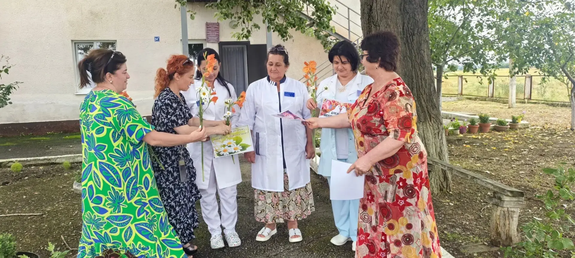 МКУК "СДК с. п Хамидие".
🌼В честь Дня семьи, любви и верности работники  Дома культуры и библиотеки