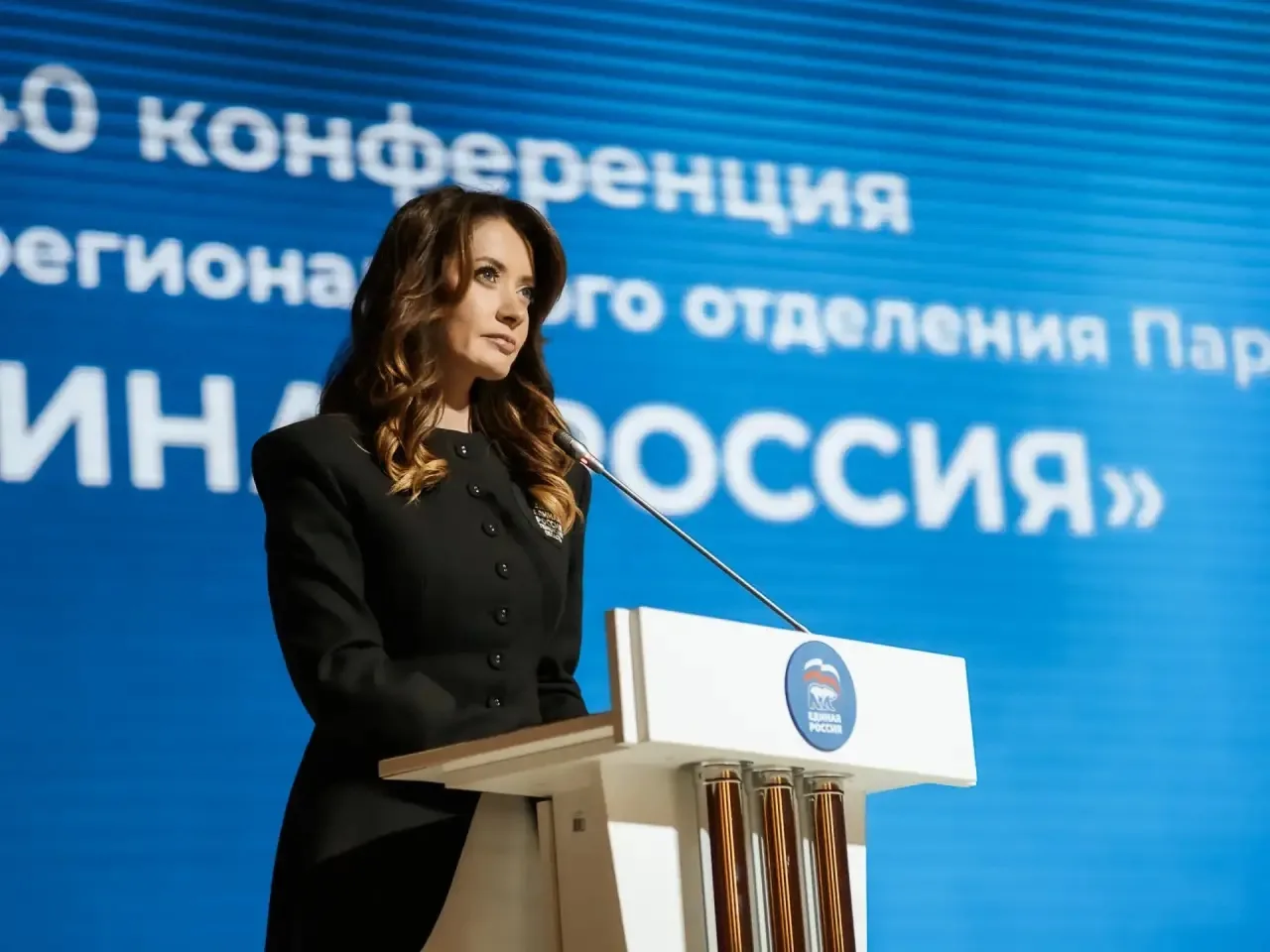 Региональную народную программу, с которой ЕР пойдет на выборы в Тюменскую областную ду...