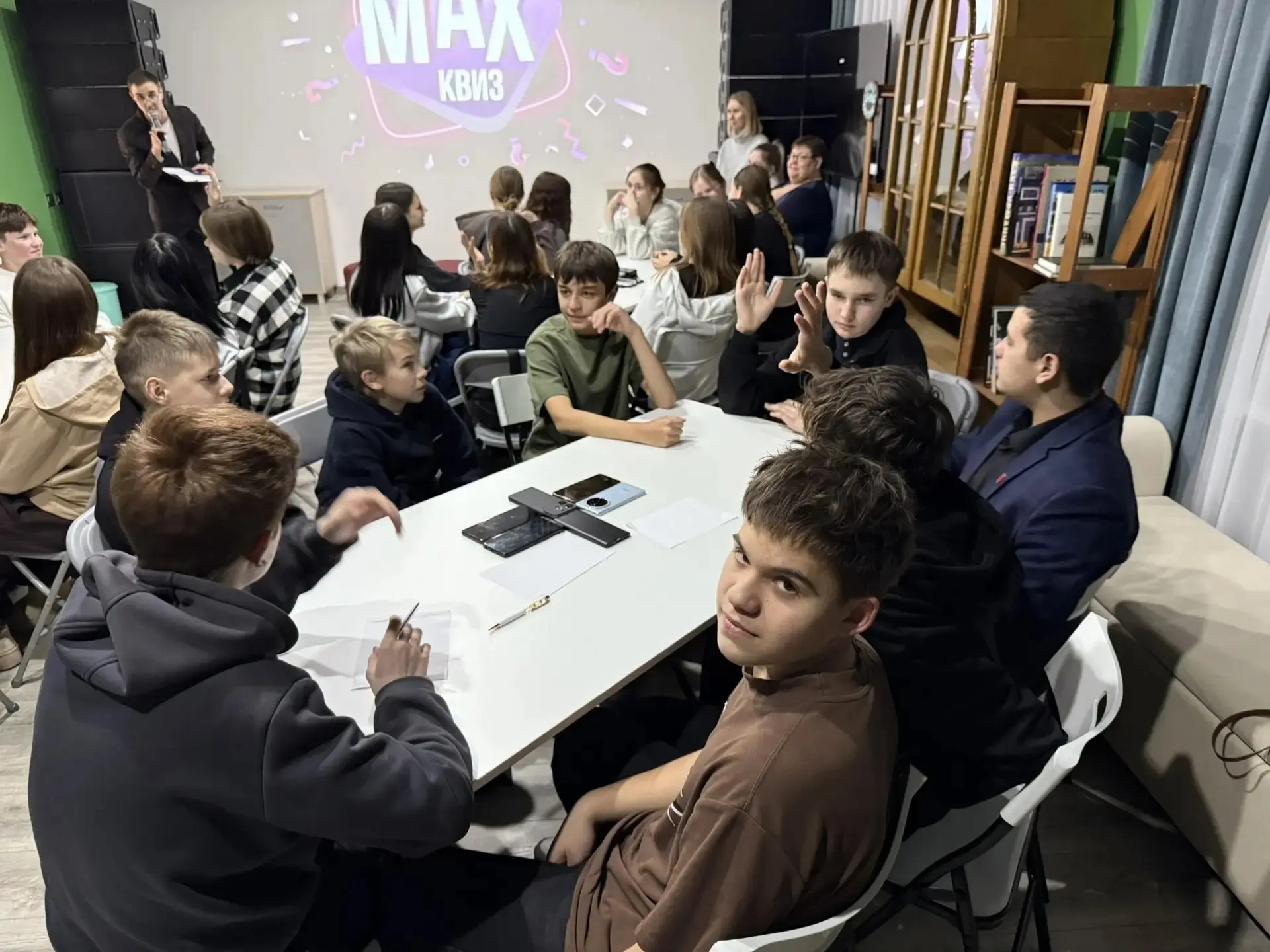 Учащиеся 8 класса продолжают участие в интеллектуальных квизах в рамках проекта #Пушкин...