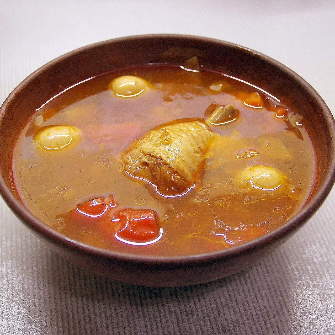 Обед в банке: «Суп-рагу из курицы с перепелиными яйцами» 🍗🥚