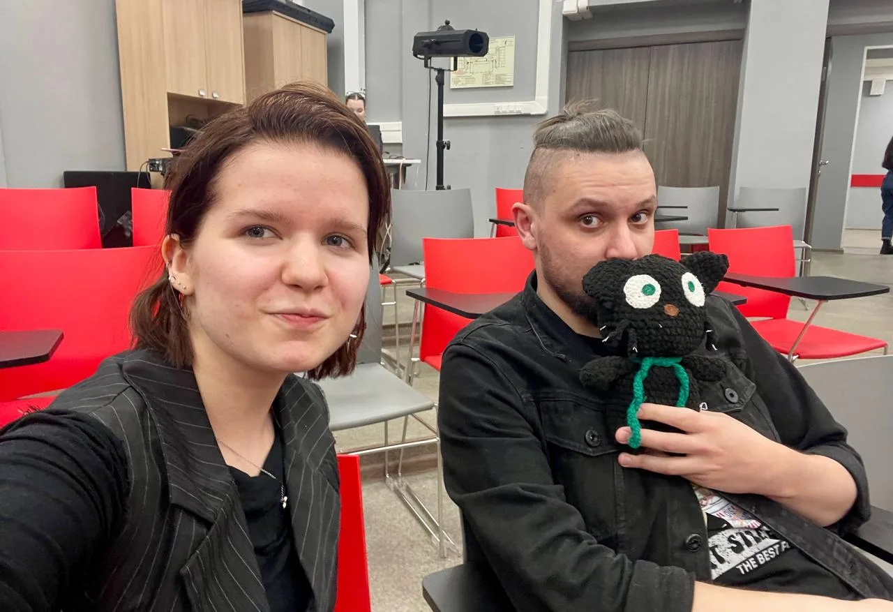 🎭Театральный сезон завершён!   Труппы нашего школьного театра «Как-То Так» завершили театральный сез