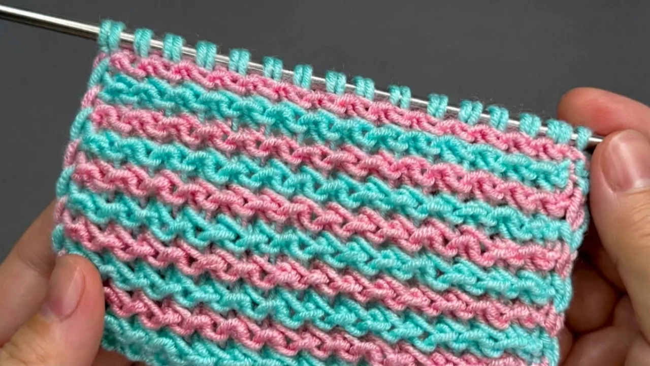 🧶 «ДВУХСТОРОННИЙ ГОРИЗОНТАЛЬНЫЙ» — платочная вязка с изюминкой  📌 Плотный двухсторонний узор с выраж
