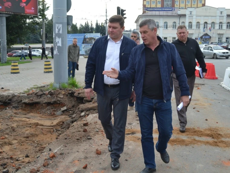 🚧 На проспекте Ленина продолжается капитальный ремонт пешеходной зоны