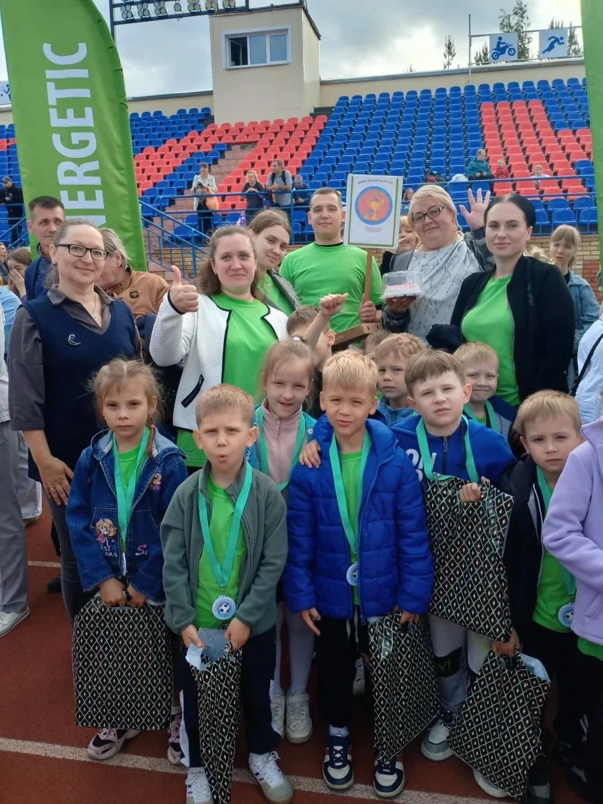 Наши юные звёзды на большом поле! 🌟⚽
