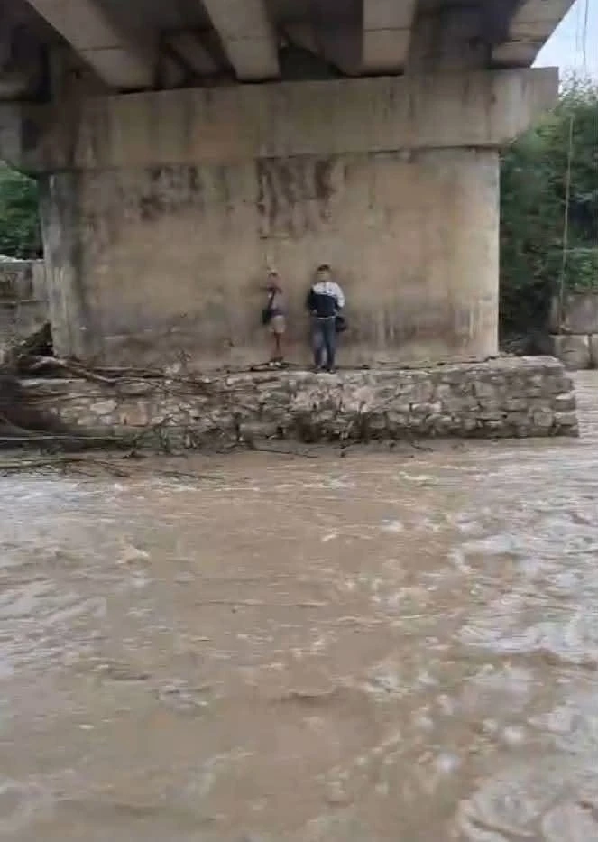 🌧 Вчерашний дождь отметился и в Абхазии: девять человек пришлось спасать из водной лов...