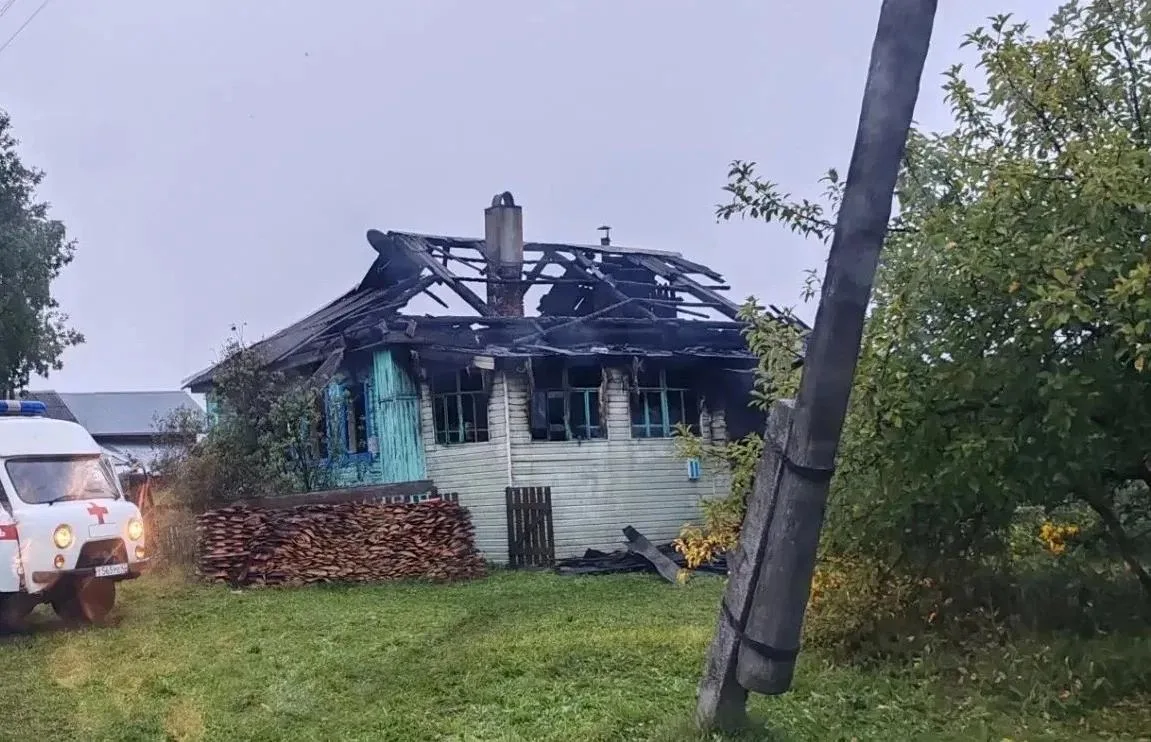 ❗Следователи устанавливают обстоятельства гибели мужчины при пожаре в Слободском районе