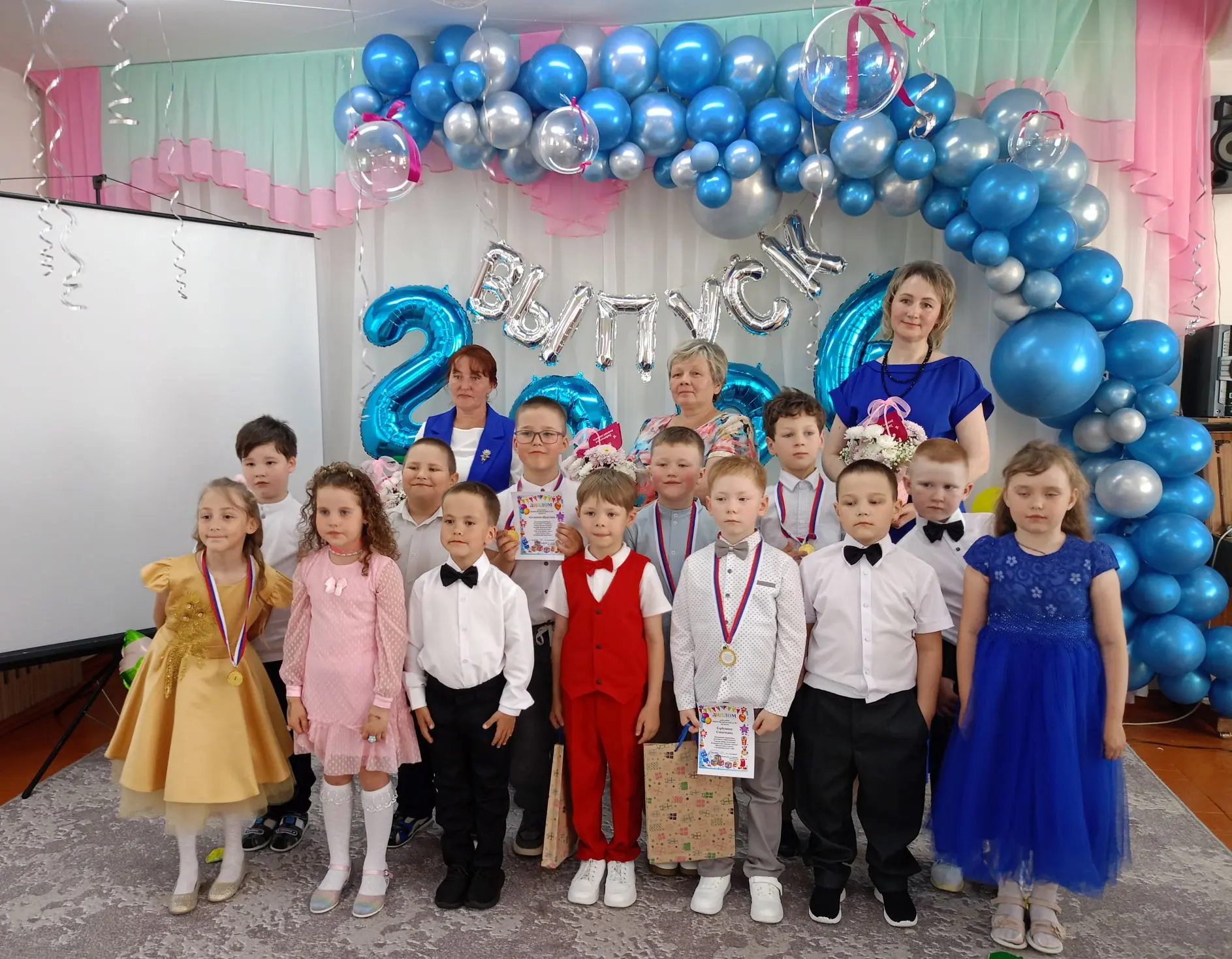💫Выпускной позади – добро пожаловать в школьную жизнь🎒📚!