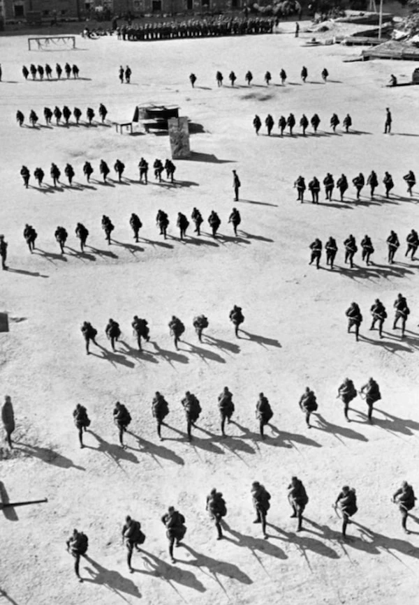 Занятия резервов пехоты, август 1941 года.