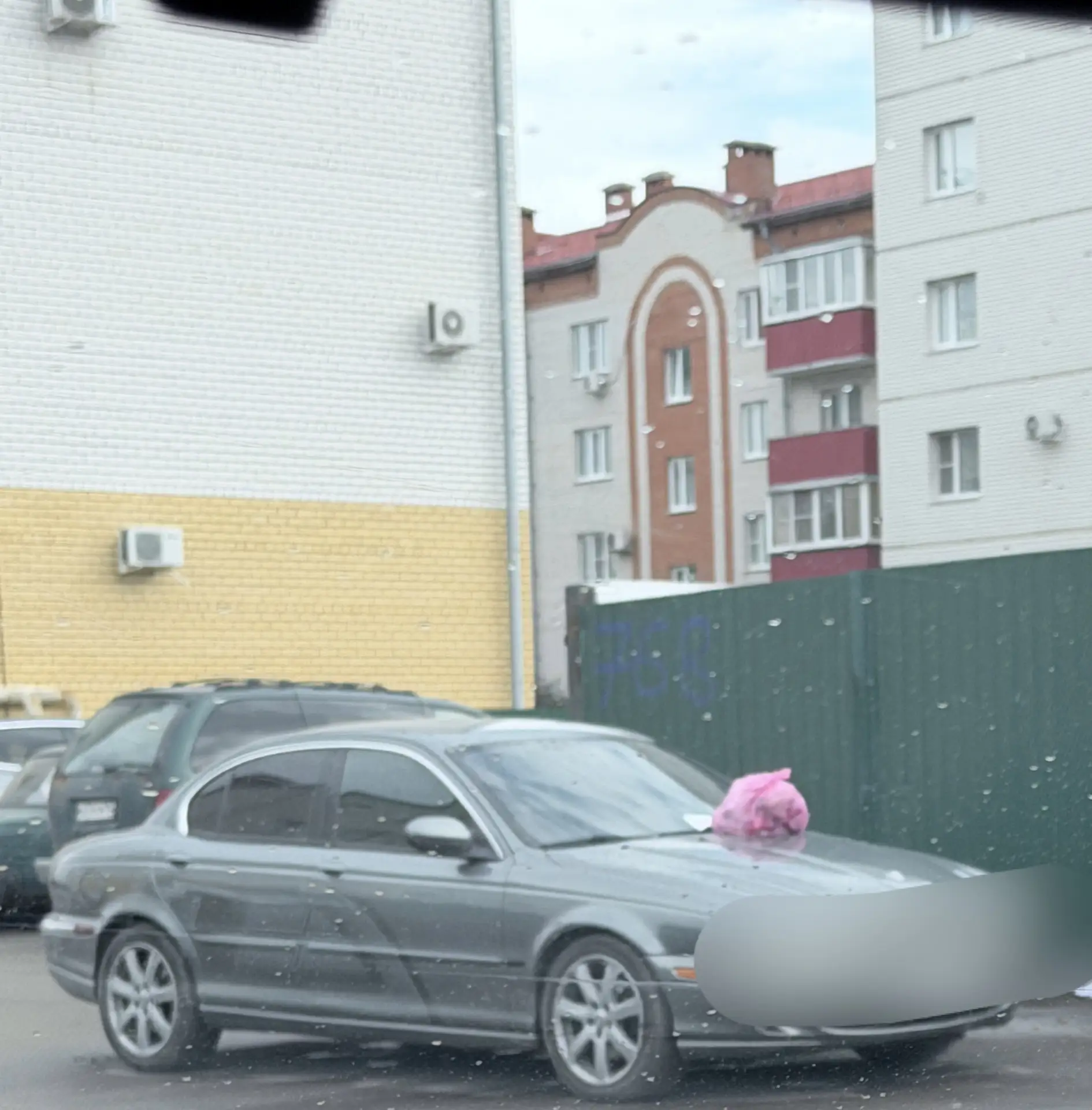 Люди, не перекрывайте мусорки!