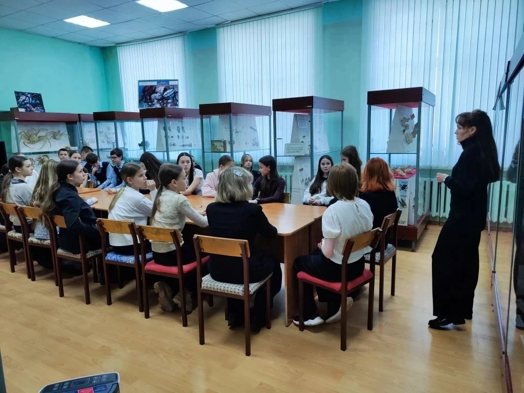 Сегодня, 23 апреля , ученики 6 В класса посетили Зоологический музей при МарГУ, где для них открылос