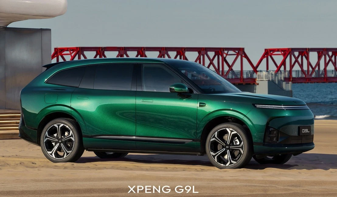Xpeng анонсировала новый пятиместный кроссовер G9L, который станет более доступной альт...