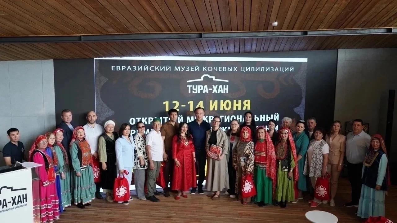 Как известно, вернуться в прошлое нельзя, но иногда это все-таки удается сделать…

В минувшие выходн