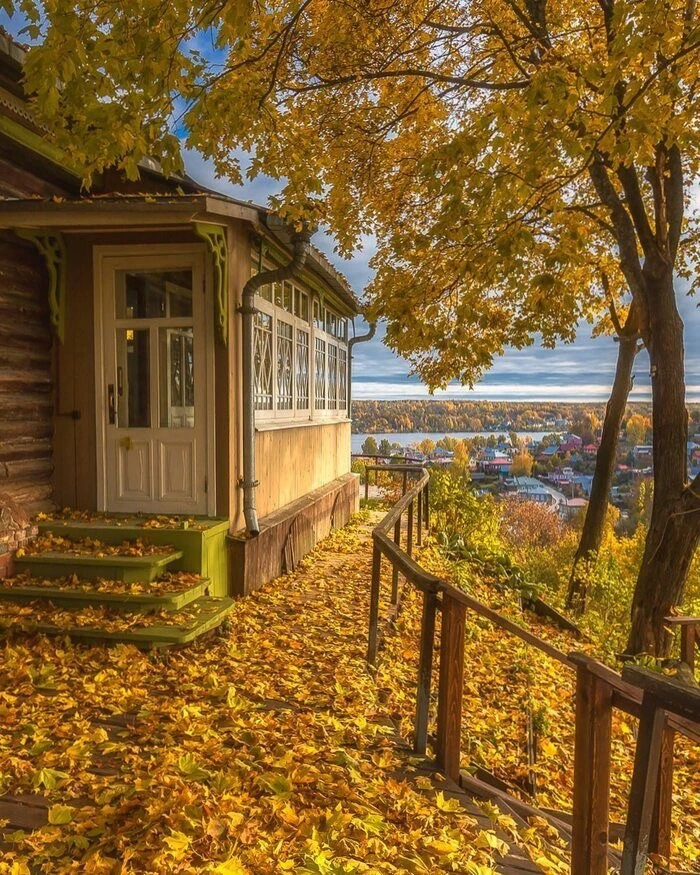 Уютные моменты осенней провинции 🪵🌾