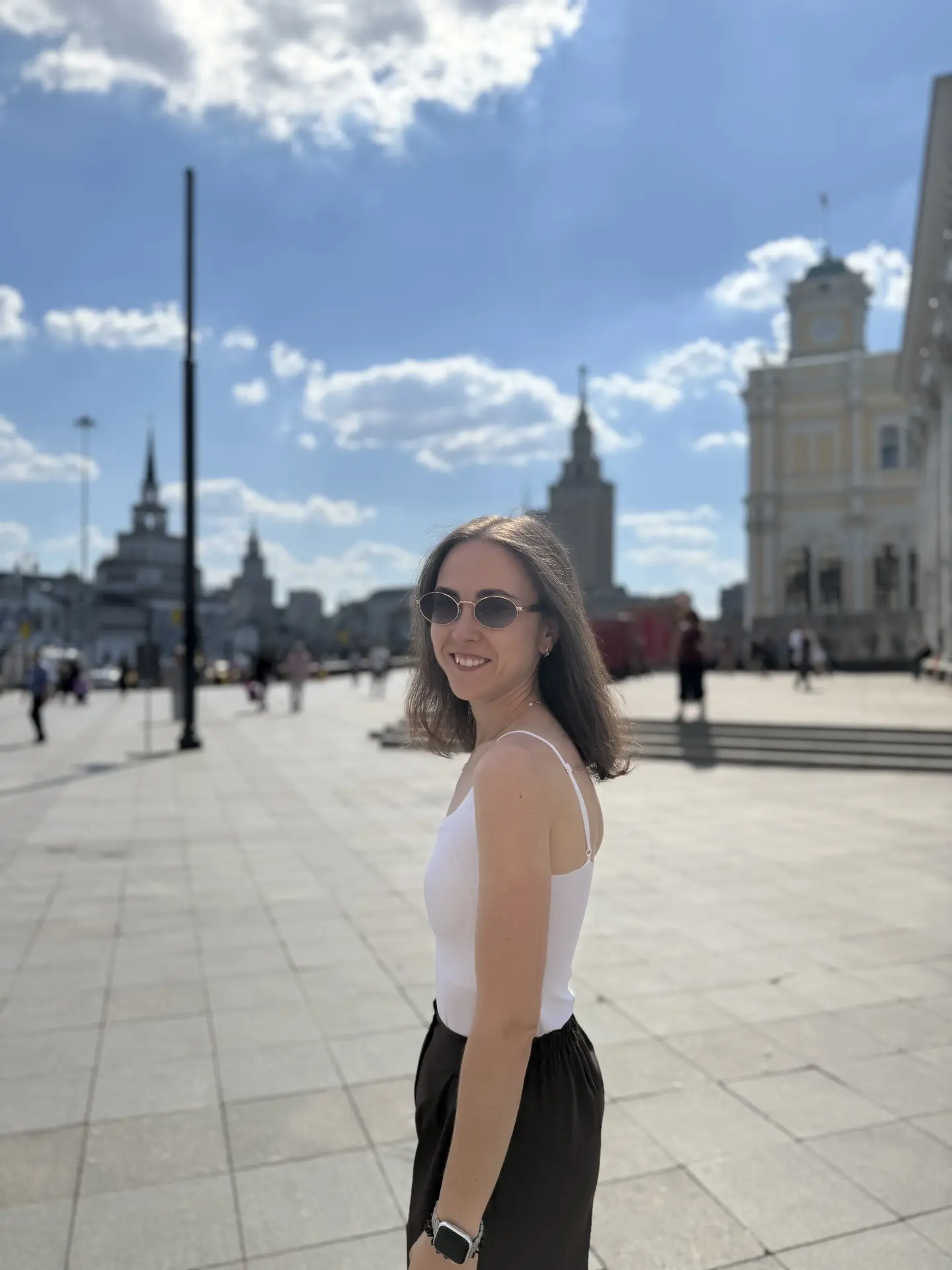 Вырвались на пару дней в Москву. Поездка совпала с днем рождения Димы. Отмечали походом...
