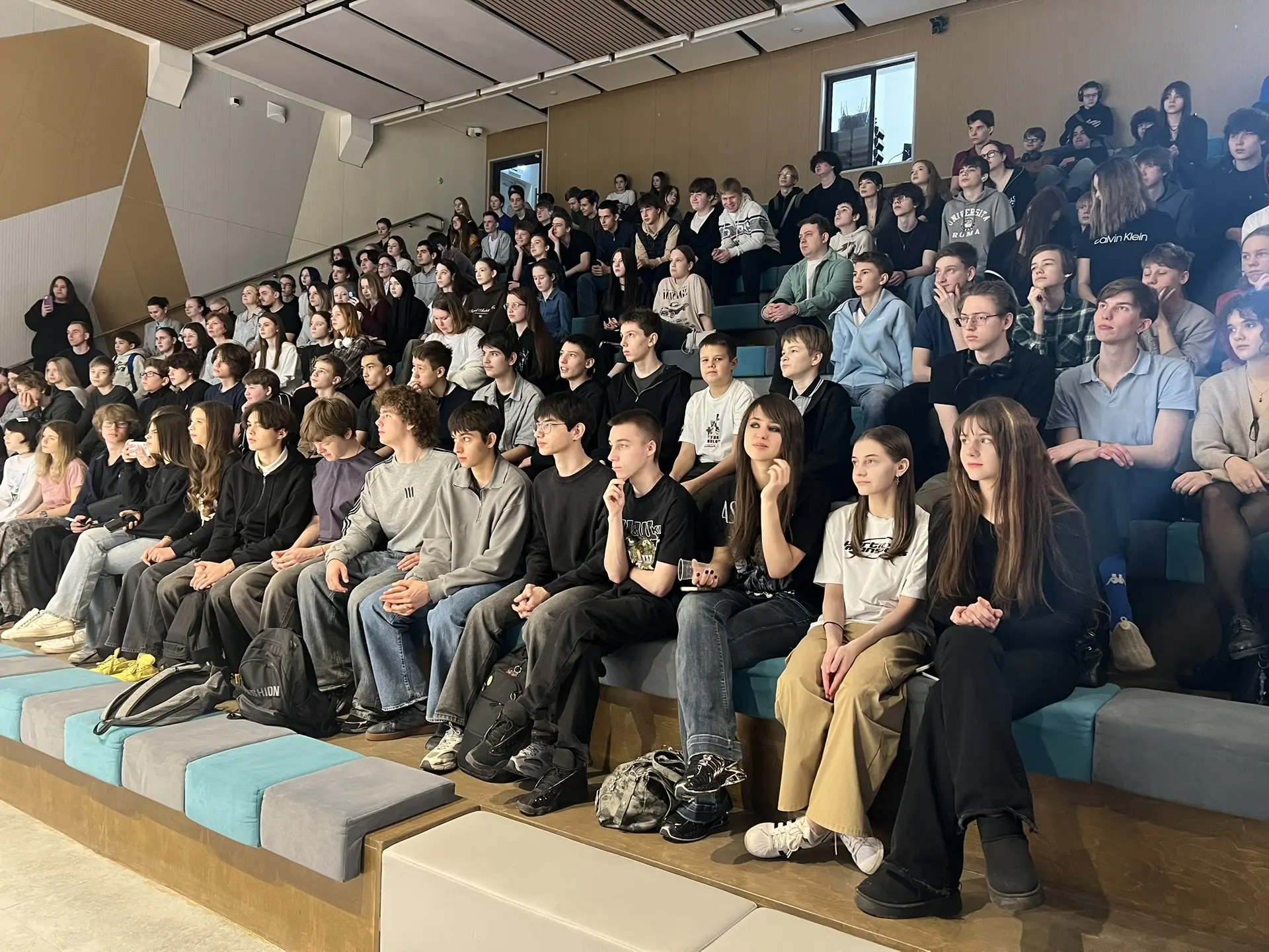 🎓СТУДЕНЧЕСКАЯ  ЖИЗНЬ🎓  🏅Выпускники #ШколаТропарево поступают в лучшие университеты нашей страны!  ⭐️