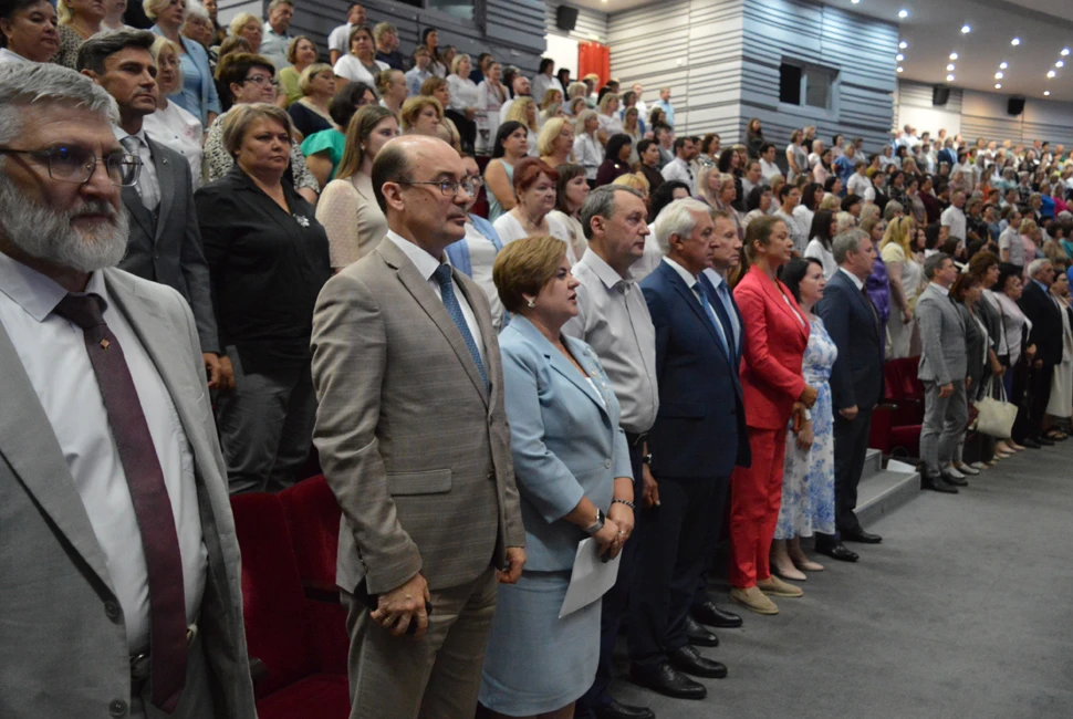 18 августа 2026 года в киноконцертном зале «Пенза» состоялось пленарное заседание облас...