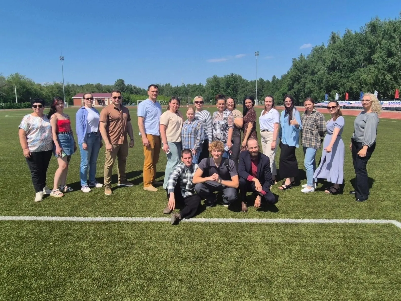 Почти месяц в движении! 🏃‍♂️🏃‍♀️

Друзья, наш марафон «Шагай с УлГАУ» набирает обороты! Уже почти 