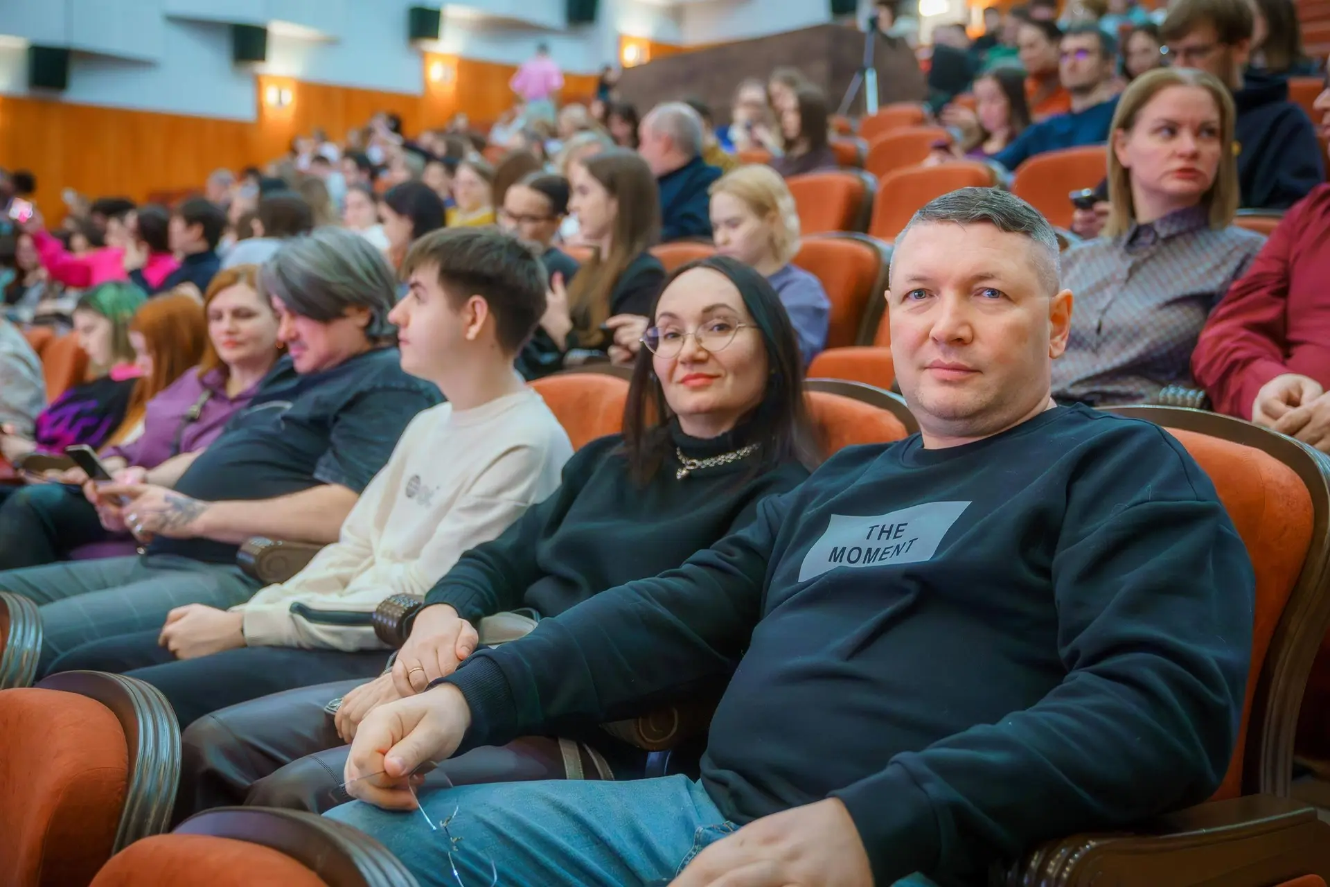 Вместе с жюри фестиваля «Дух огня», жителями и гостями Ханты-Мансийска присоединился к просмотру раб