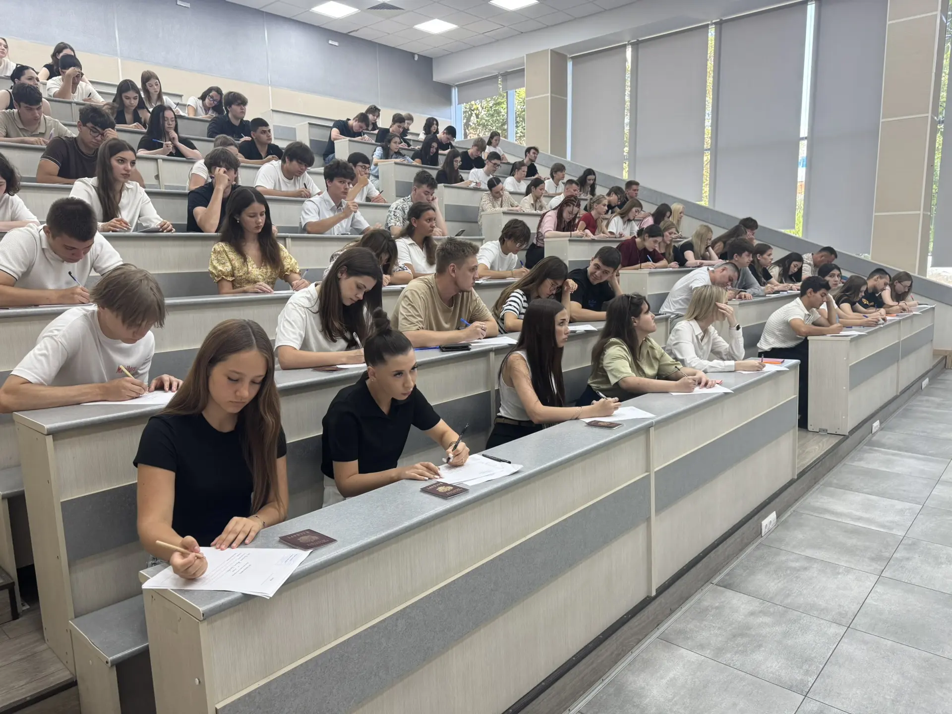 🚢📚 В Херсонской государственной морской академии продолжаются вступительные испытания!

Вчера абит