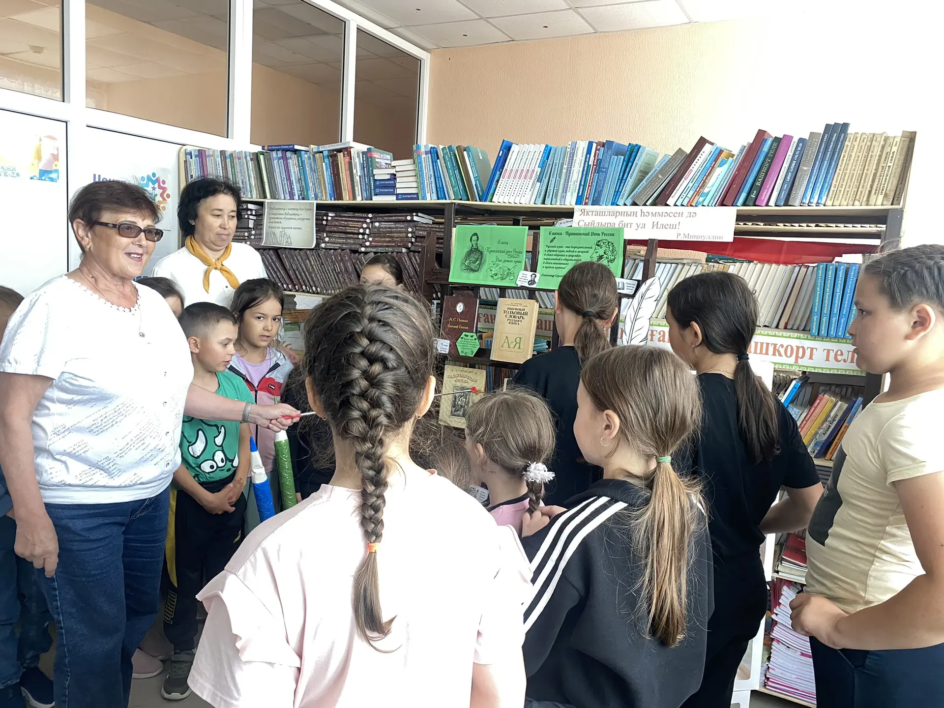 📖 В мире великих строк А.С. Пушкина! 

📚Сегодня Советник директора по воспитанию вместе с вожатыми