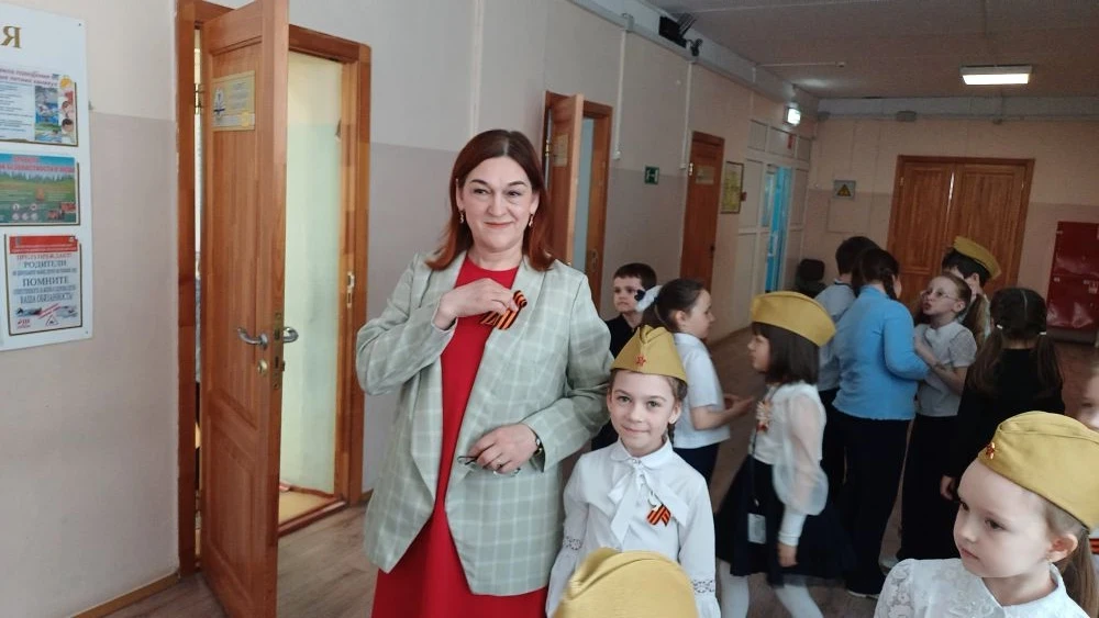 #Пока_мы_помним_прошлое  📍Гимназисты 1а класса, будущие Орлята России, под руководством своего наста