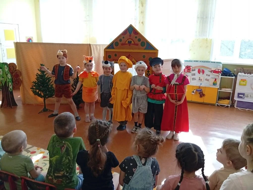 В преддверии Всемирного дня театра наши дошколята отправились путешествовать по волшебному миру теат