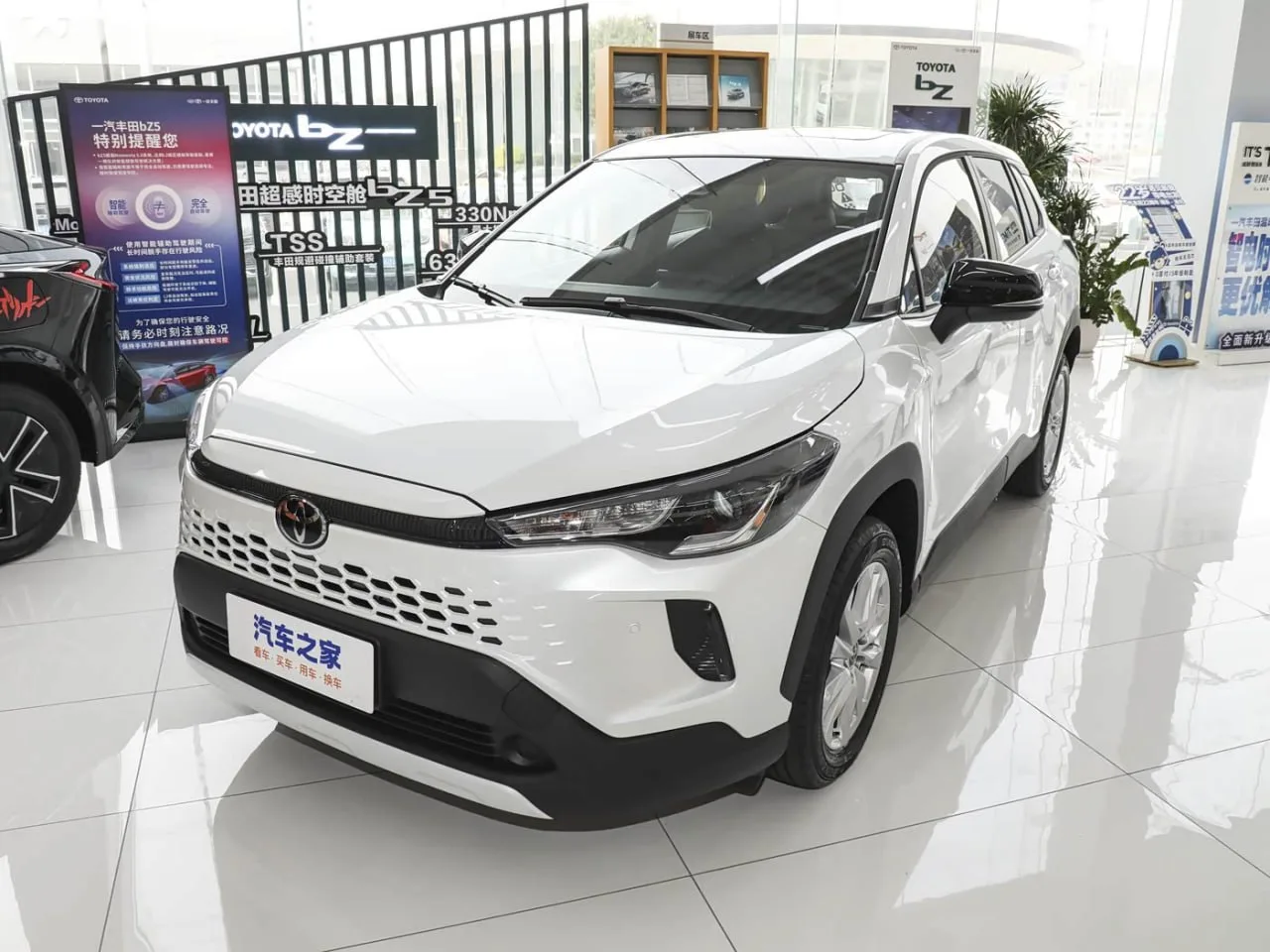 Новый автомобиль 🇨🇳
TOYOTA COROLLA CROSS
2026
2.0 / 171лс / 2wd

Elite edition. Камера, адаптивный