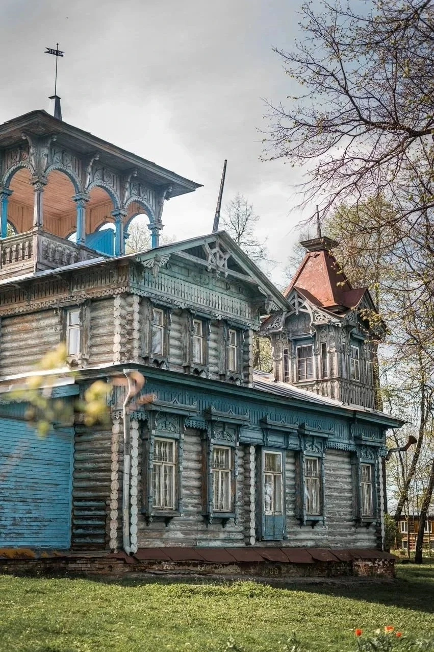 🏠Исчезающая красота Воскресенского терема.