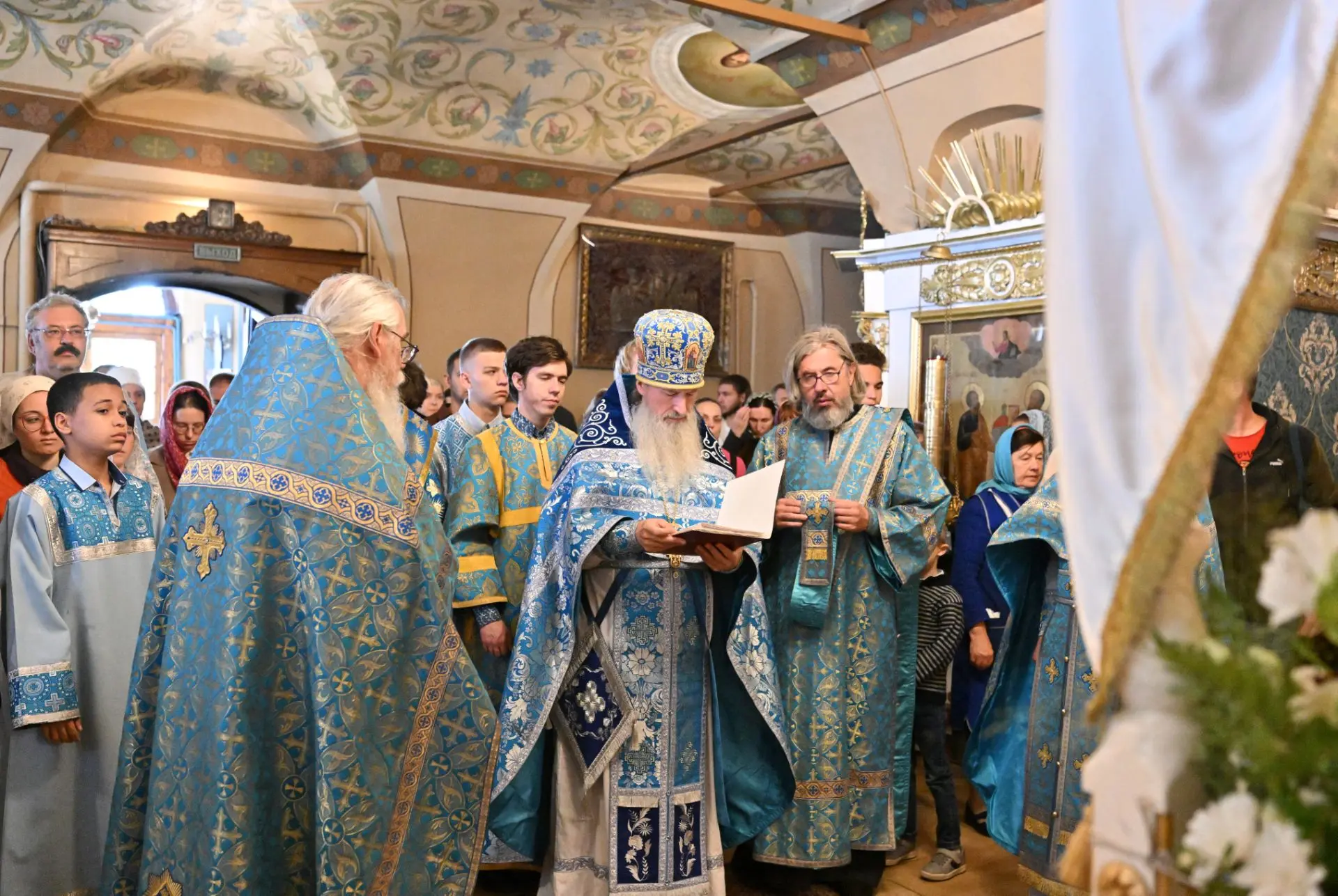 Дорогие братья и сестры!