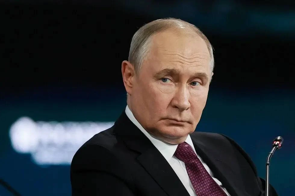 Владимир Путин: уровень жизнь в Донбассе и Новороссии нужно поднять как можно скорее