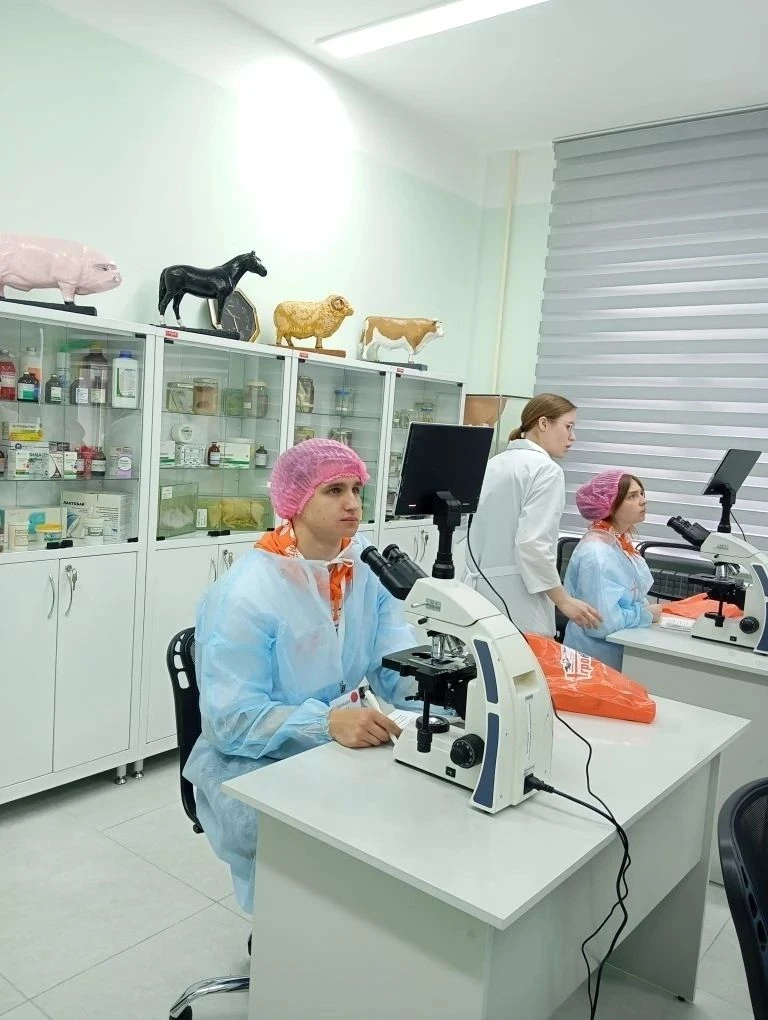 Поздравляем Екатерину Стринадкину и всю команду участников с отличными результатами на очном этапе в