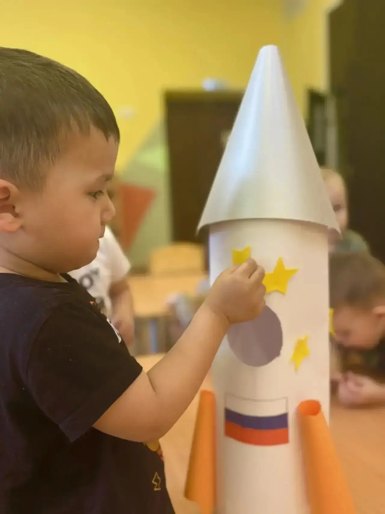 ДО « Солнышко» Группа « Ягодка » 1️⃣2️⃣ -апреля в России и в мире отмечают всемирный день авиации и 