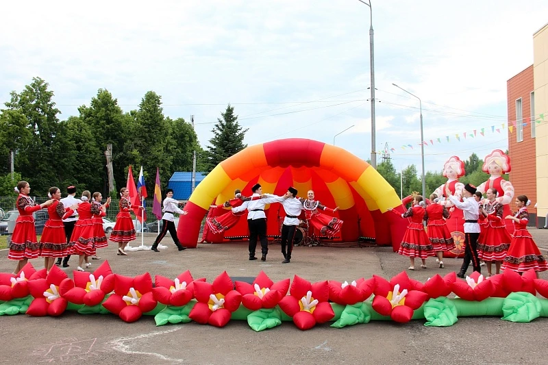 День посёлка имени Цюрупы отметили в Воскресенске

13 июня в посёлке имени Цюрупы царила атмосфера н