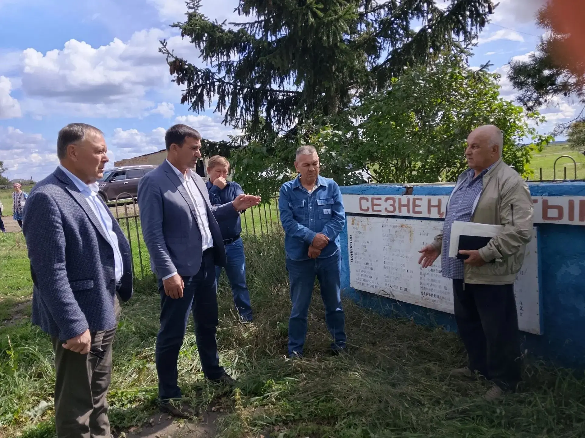Вчера посетил деревню Яланкуль Чебаклинского сельского округа.