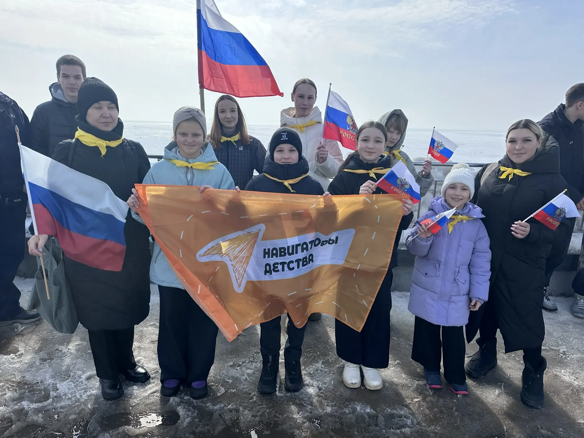Волонтеры и активисты МБУ «Школа 40» участвовали в акции,которая проходила на Набережной 6 квартала 