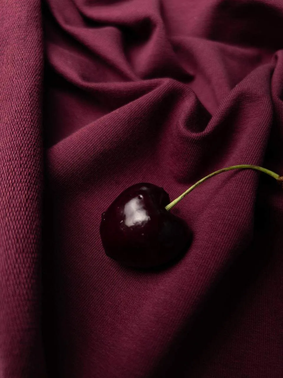 Сочный, терпкий и такой красивый оттенок футера-двухнитки 
🍒бархатная вишня 

Классическая двухнитк