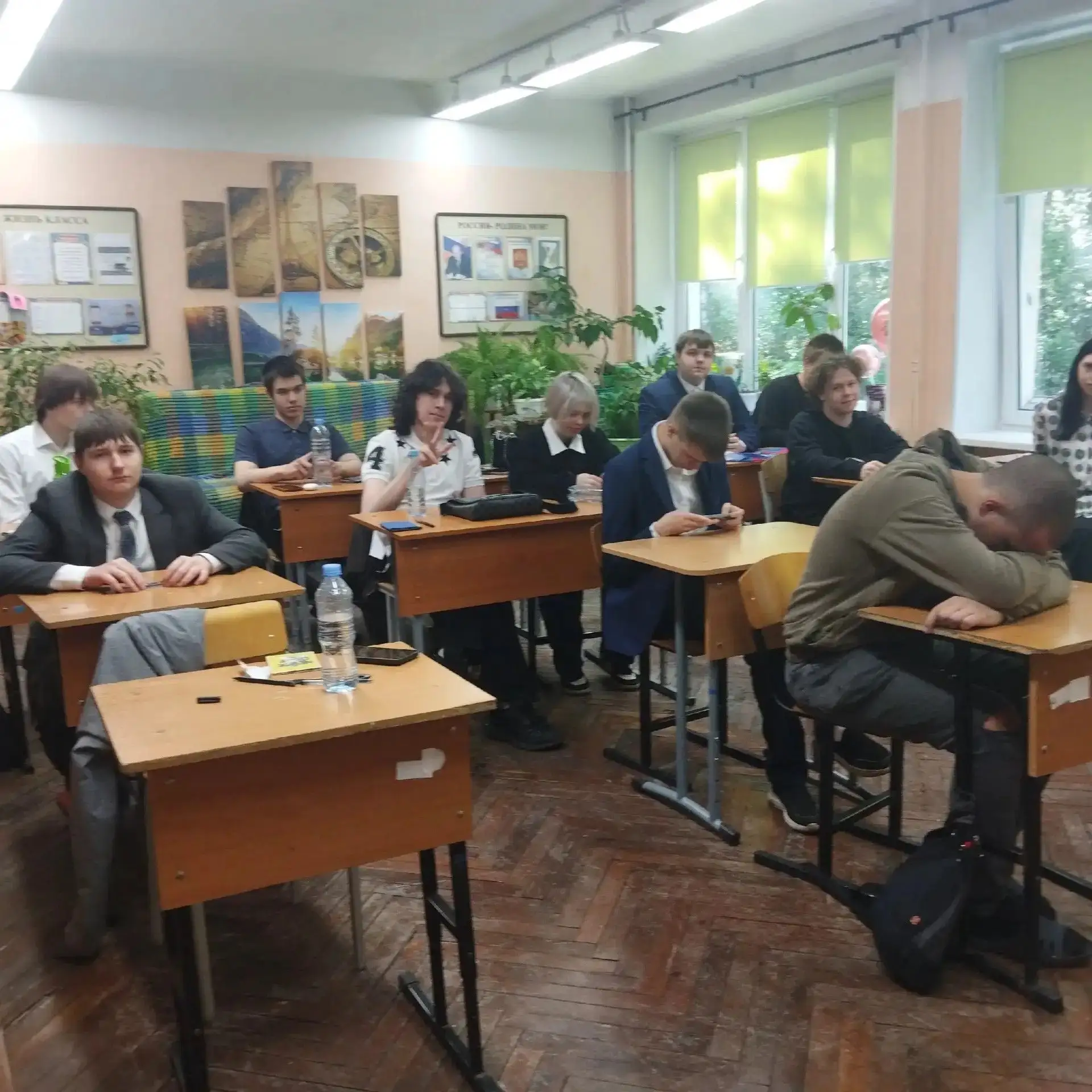 Вчера ✅наши выпускники 💞сдали свой первый экзамен. Математика 📅-это очень серьезный п...